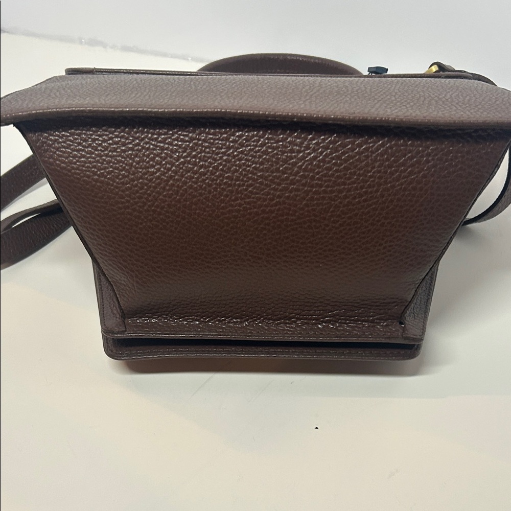 New Arcadia Brown Leather Satchel with Gold Accents - Picture 6 of 9